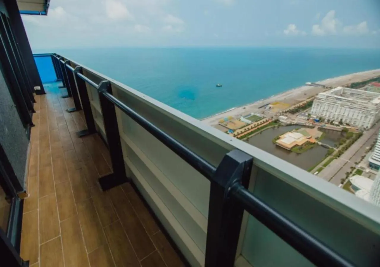 Orbi City Hotel Black Sea View Apartment